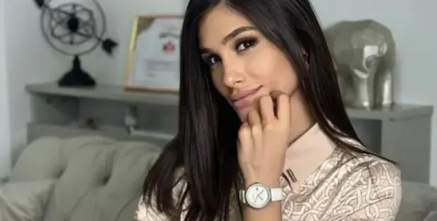 Алекс Гърдева заживя с гаджето