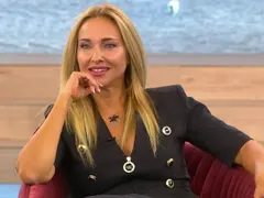 Алекс Раева опъна бръчки