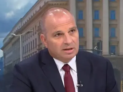 Американски шпионски дрон за $220 млн. тайно пази софийското летище