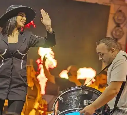 Беба от "Биг брадър" припечелва като кючекчийка!