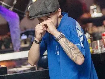 Беба от "Биг брадър" припечелва като кючекчийка!