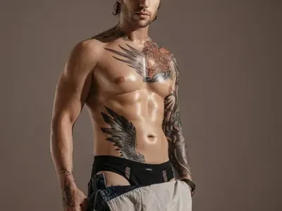 Бомба! Eдин от ергените попадна в лапите на Жени Калканджиева (Горещи снимки)