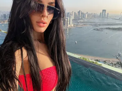 БОМБА: Симона Загорова показа новия мъж до себе си! (кой кого заведе в Дубай - ВИЖ ГО ТУК - СНИМКИ)