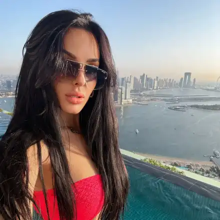 БОМБА: Симона Загорова показа новия мъж до себе си! (кой кого заведе в Дубай - ВИЖ ГО ТУК - СНИМКИ)