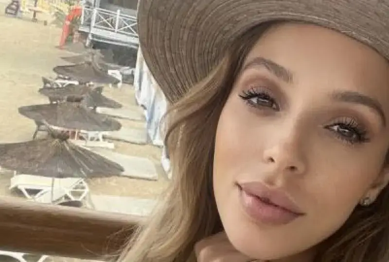 Братче за детето на Мика Стоичкова? Футболната щерка е в шок!