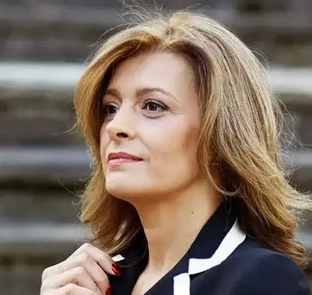 Деси Радева накарала Мариан Бачев да уволни любовницата на Николай Ненчев 