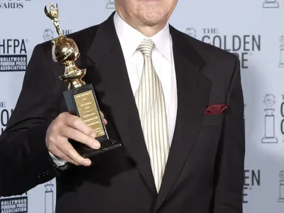 Джийн Хекман и съпругата му са открити мъртви в дома им