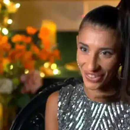 Ергенката Виктория Асенова си ремонтира зъбите