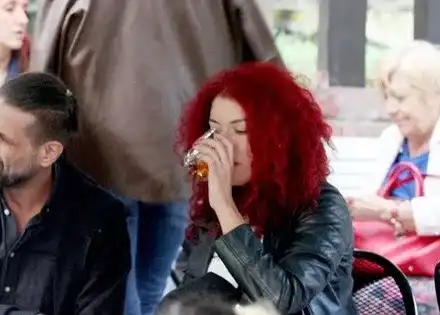 Филип Аврамов заведе любимата си на италиански ресторант (ФОТО)