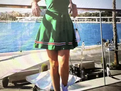 Гадост! Лесбо разврат се вихри в НАП! Кака Руска Байрактарова прави лиз-близ с палавата Ина Николова