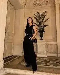 Галена със златни шпицарки в Париж