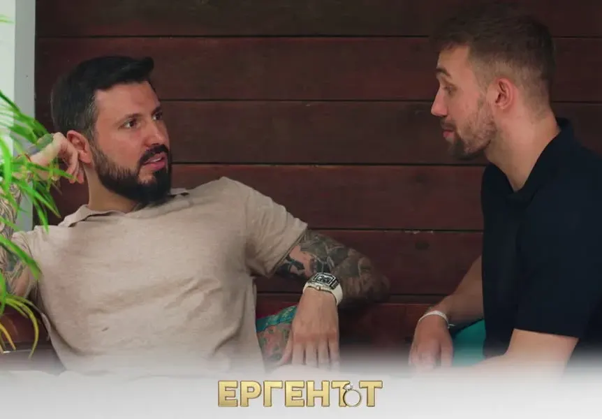 Горещо! Две от момичетата на Мартин Елвиса го предадоха (Ударът е жесток и неочакван)