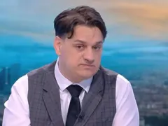 Халтура ли? Министър Мариан Бачев тъне в лукс