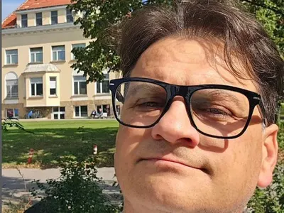 Халтура ли? Министър Мариан Бачев тъне в лукс