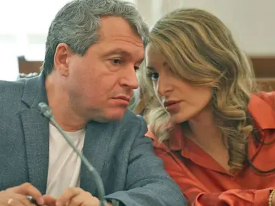 Има ли връзка Тошко Йорданов с хубавата Павела Митова?