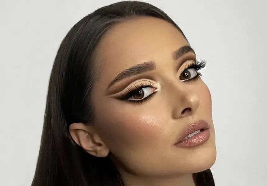 Истината: Валерия сменила рошавия пианист с „дядо“ си заради 20 милиона лева!