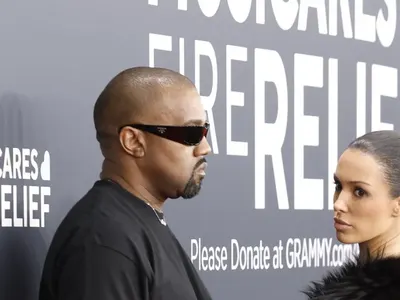 Кание Уест и Бианка Ченсори се развеждат