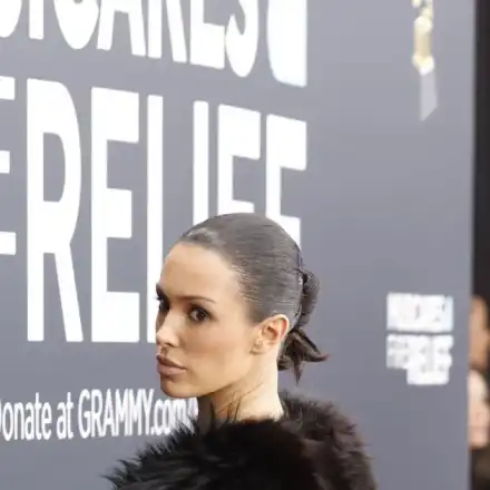 Кание Уест и Бианка Ченсори се развеждат