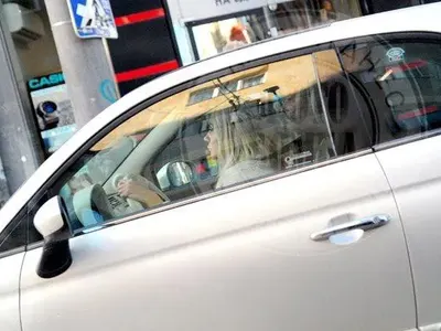 Карма ли, любов ли: Мария Игнатова готова Нойзи да я стъпче  и да мине по нея (Снимки)