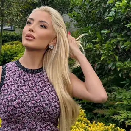 КРАЙ! Цветелина Янева спира нощните участия заради детето