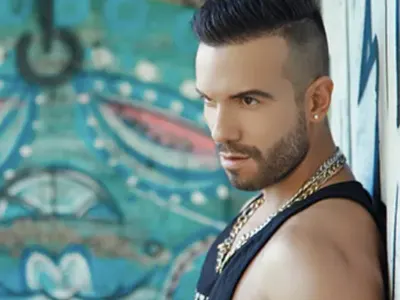 Крум шокира с разтърсваща история:  Болна от рак, мама  ме молеше да я  хвърля от терасата!