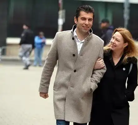 Линда, кога ще се погрижиш за външния вид на Киро? СНИМКИ