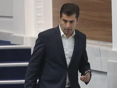 Линда, кога ще се погрижиш за външния вид на Киро? СНИМКИ