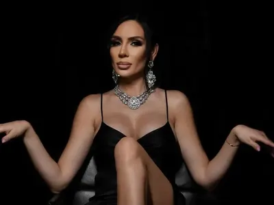 Лорена става актриса