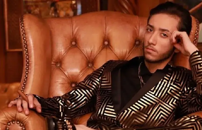 Лоренцо води поредната нова булка на майка си Софи