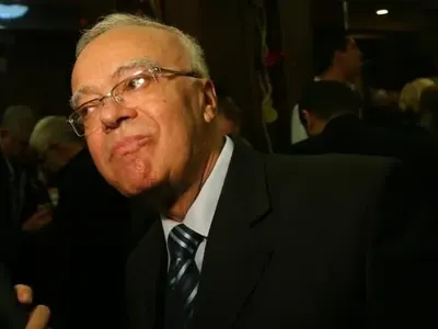 МИСТЕРИЯ: Юлиан Вучков  пакости от гроба, че са го забравили