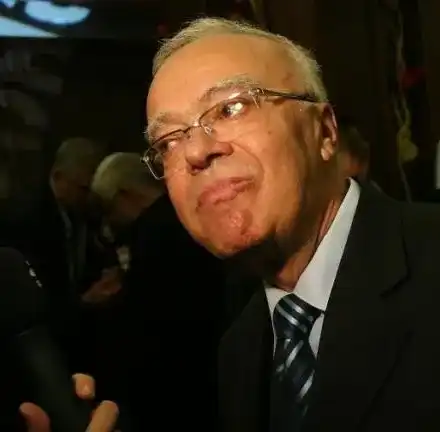 МИСТЕРИЯ: Юлиан Вучков  пакости от гроба, че са го забравили