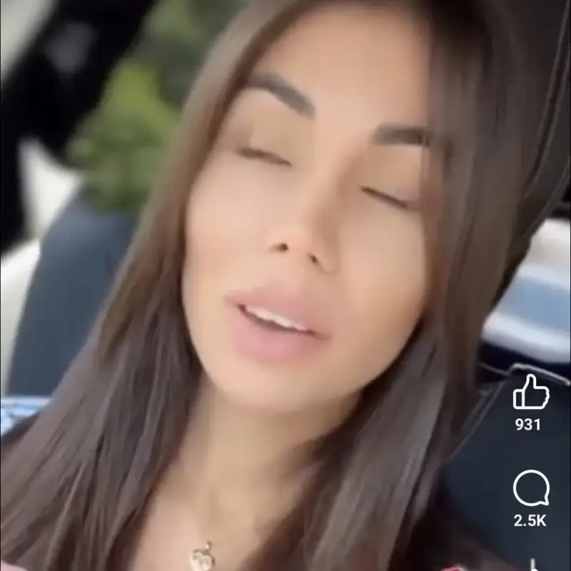 МУМИЯТА СЕ ПРОИЗНЕСЕ!! Даниела Рупецова: Не искам да работя! Ще намеря мъже, които да ме спонсорират като кралица! (ВИЖ ТУК)