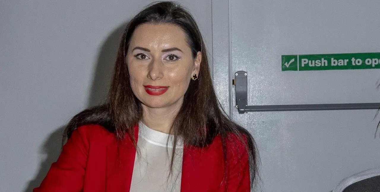 На проблеми със силния пол ли мирише?! Наталия Кобилкина отсече: Никога не слушайте мъжете, те говорят само глупости! (ВИЖ ТУК)
