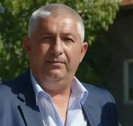 На вниманието на Борислав Сарафов! Циганското секс-ОПГ на “Юпи Транс 2015” и “Мега Хидрострой” изсмука близо 100 млн. лв. от кметовете на Ихтиман, Кресна, Сандански, Самоков и още дузина общини