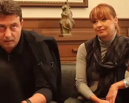 НАЙС, А?! Радина Червенова и Коко Каменаров чакат внуче, а той не спира да тича след млади фусти! (ВИЖ ТУК)