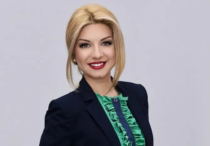 Неуспяла певица курдисана за шеф на Агенцията за българите в чужбина 