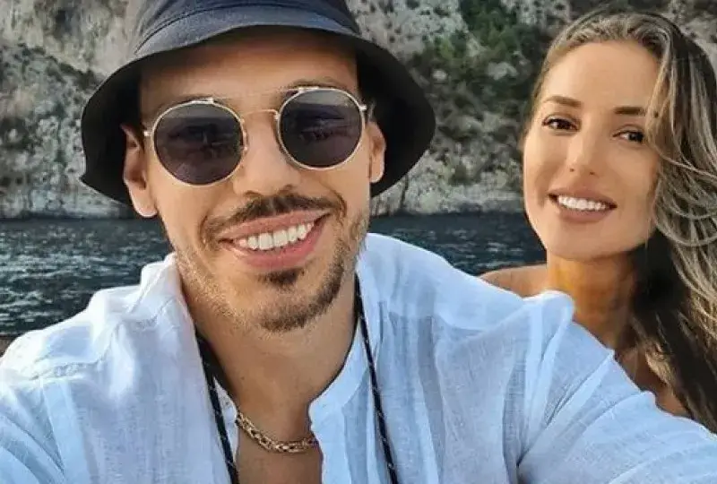 Обрат: „Перуката“ Даниел Петканов на колене пред Алекс: Моля те, любима, прости ми, че съм комплексар!