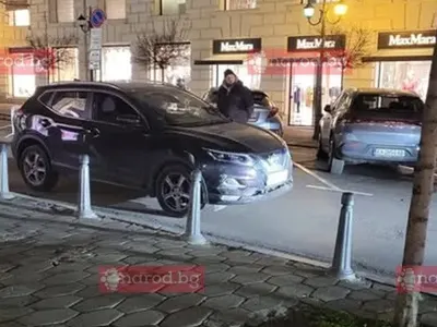 Осъдената крадла Елена Поптодорова спретна екшън на пъпа на София