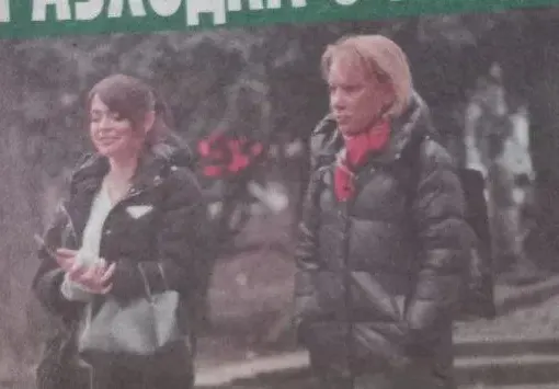Папарашки удар: Репортерката на Гала на разходка с Кака Лара