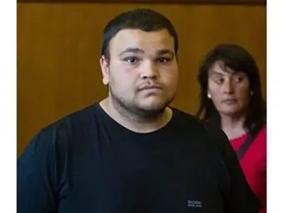 Радо от "Хелс китчън" ПРЕБИТ от сина на Ценко Чоков