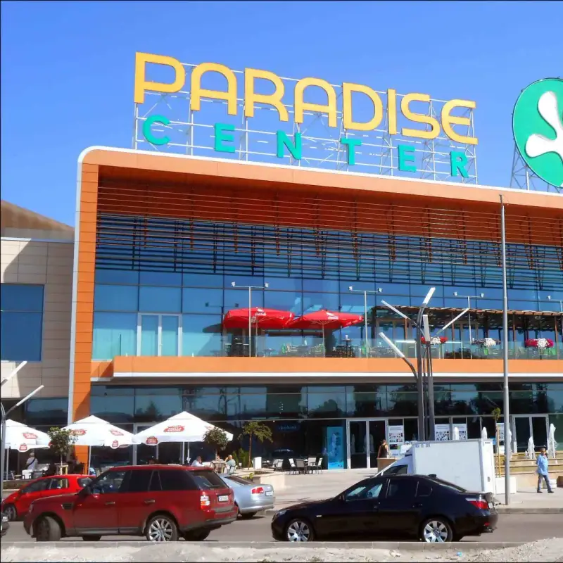 РОДИТЕЛИ БДЕТЕ, ИДВА ЕПИДЕМИЯ! Тлъсти плъхове налазиха мол PARADISE и McDonalds! (ГНУСНО ВИДЕО)