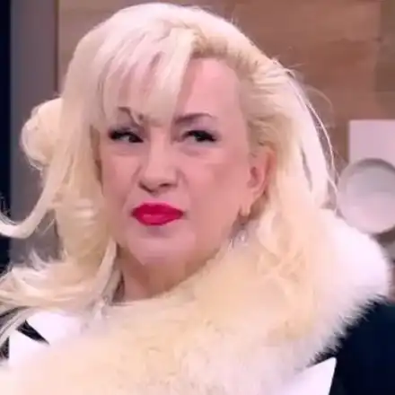 Сашка Васева тръгва на турне