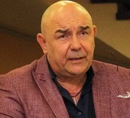 Шефът на Сатирата: Театърът няма пари дори за тоалетна хартия