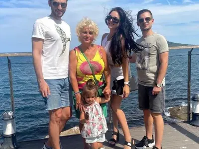 Симона Загорова сияе с ново гадже след развода (ВИЖТЕ ГО! СНИМКИ)