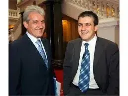 Скандал! Вижте как Рамадан Аталай и синът му Ревин завличат и обират стотици български турци! Чрез “Юнион Ивкони” подмамили хорицата, че ще ги водят на гурбет в Западна Европа