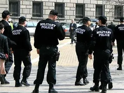 СКАНДАЛЕН СИГНАЛ ДО ДАНС! Пенсионираният военен Асен Пейчев, авер на Паскал, подготвял побой над сержантка от Военна полиция с помощта на килъри и висши ченгета (ЗЛОВЕЩИ ЗАПИСИ И ДОКУМЕНТИ)