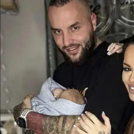 След раздялата с Марк: Сузанита не ще и да чува за мъже