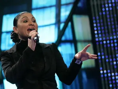 Софи Маринова лапва над 2 млн. лева