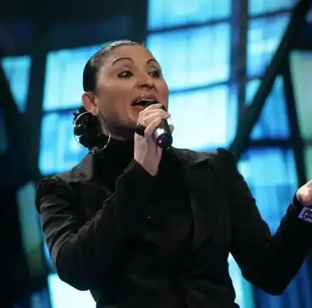 Софи Маринова лапва над 2 млн. лева