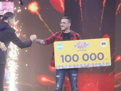 Спечели 100 бона и веднага си намери гадже: Ето коя миска папка парите на будалата Марио от Биг Брадър! (СНИМКИ)